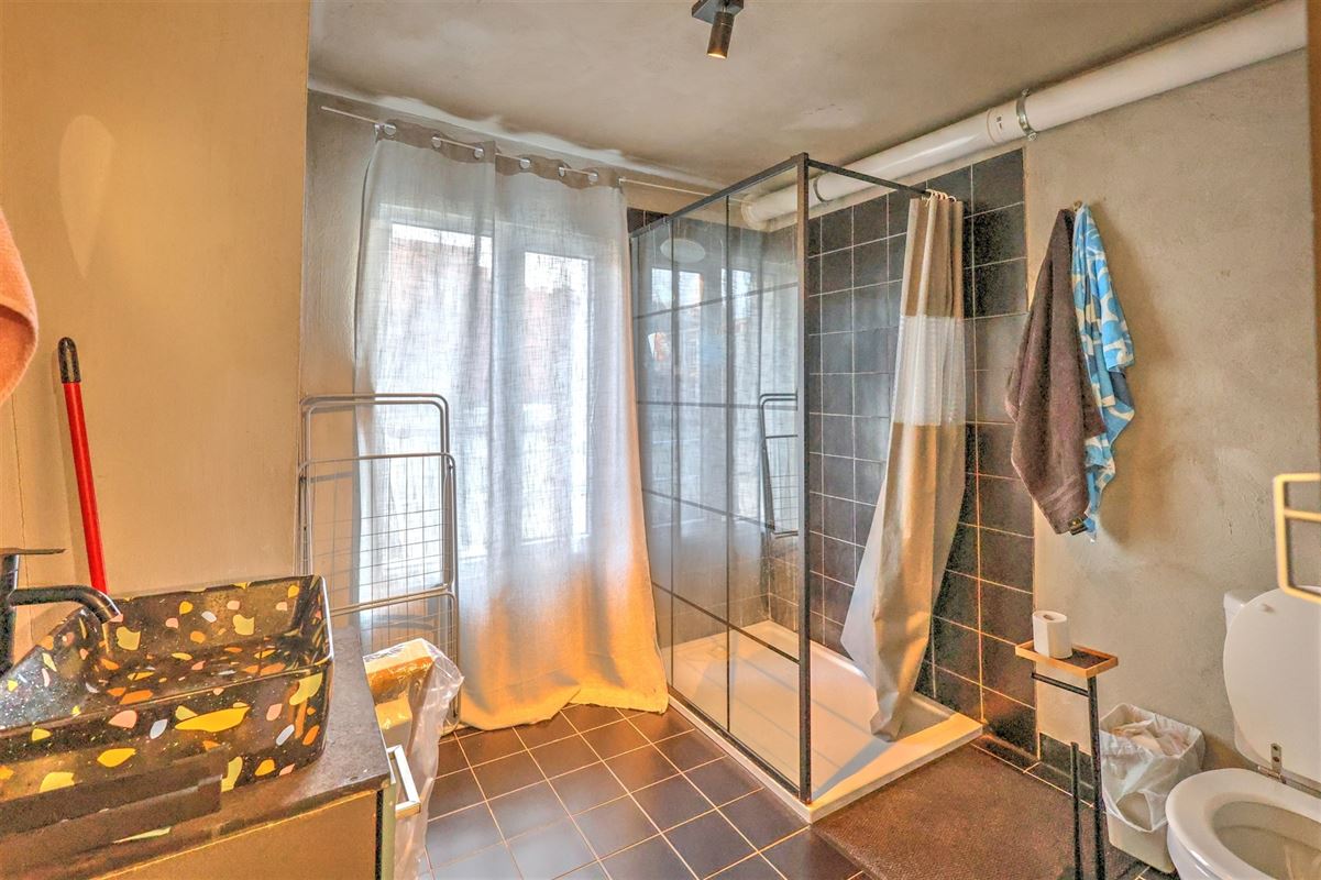 Opbrengsteigendom met 4 appartementen