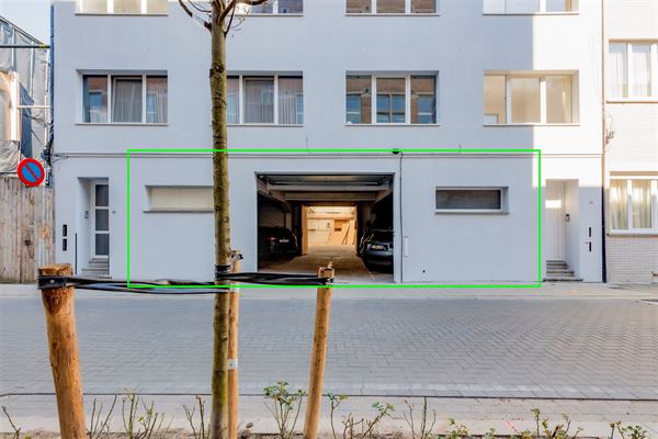 Polyvalent glvl/loft/parking van ca 280 m² aan het Krugerplein