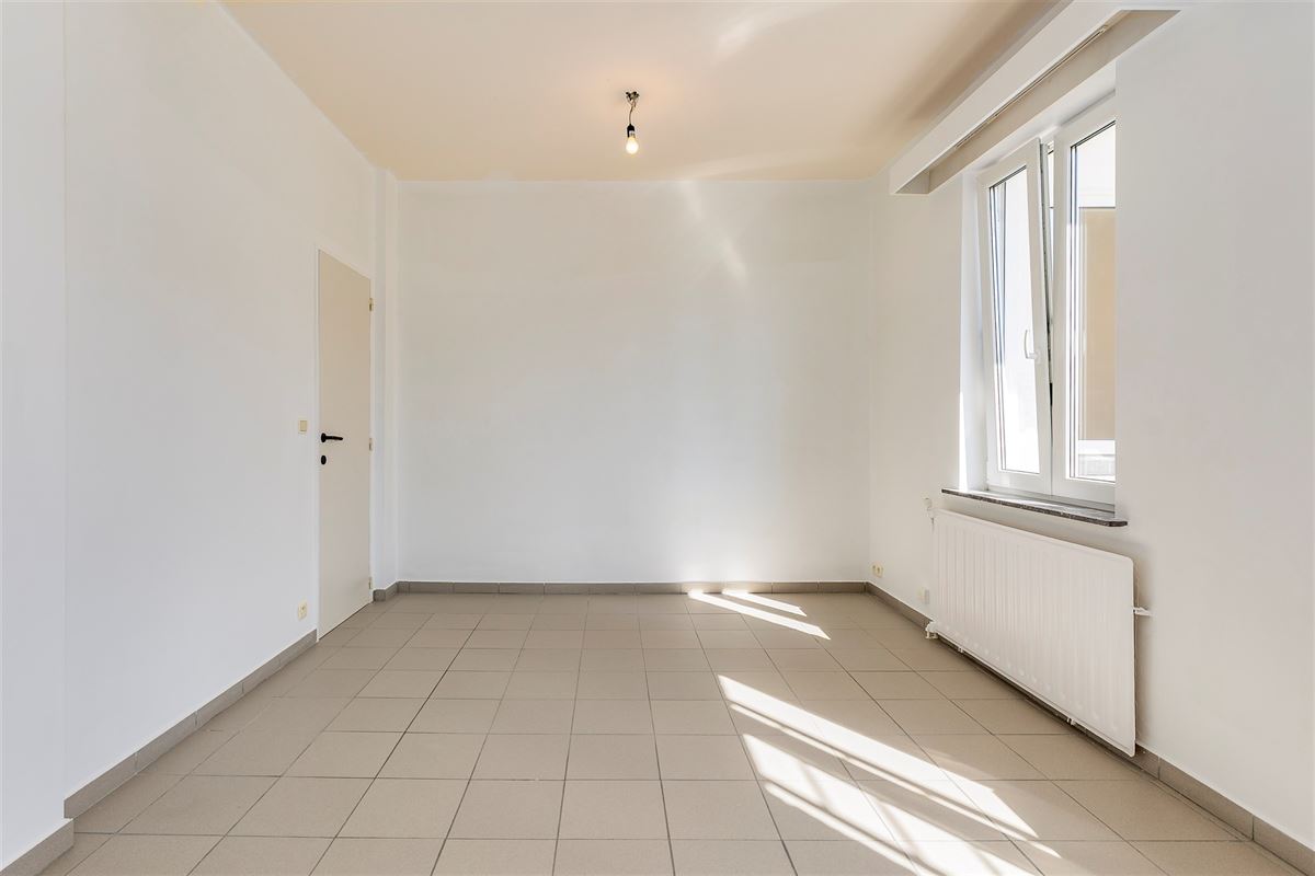 Prachtig 2 tot 3 slk appartement ca 110 m² + leuk terras