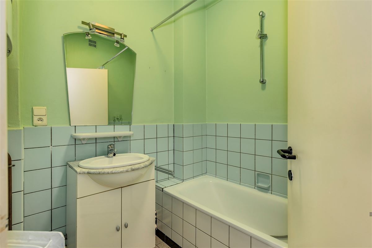 Prachtig 2 tot 3 slk appartement ca 110 m² + leuk terras