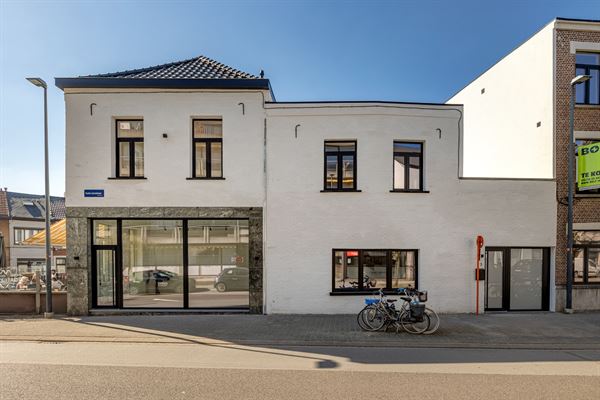 Energiezuinige woning met praktijk en drie slaapkamers