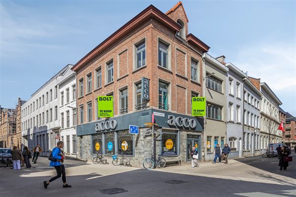 Ruim handelshuis centrum Antwerpen mogelijkheid tot ontwikkeling