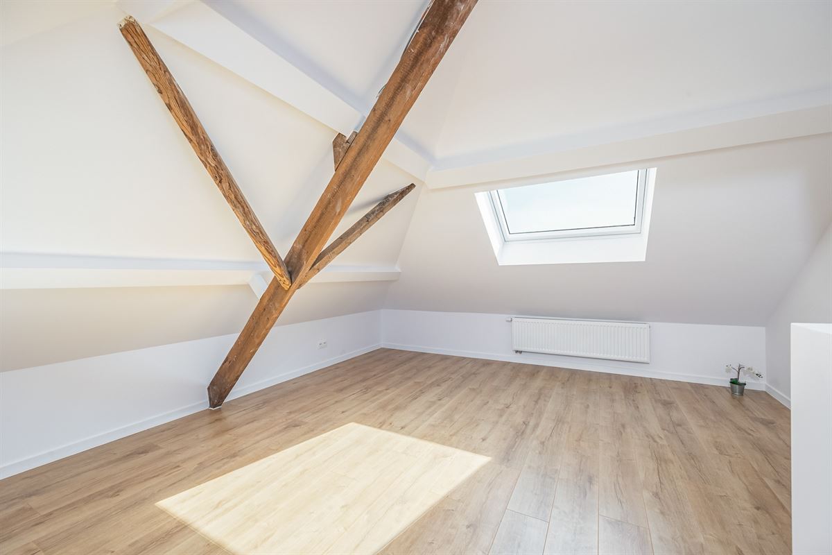 Energiezuinige woning met praktijk en drie slaapkamers