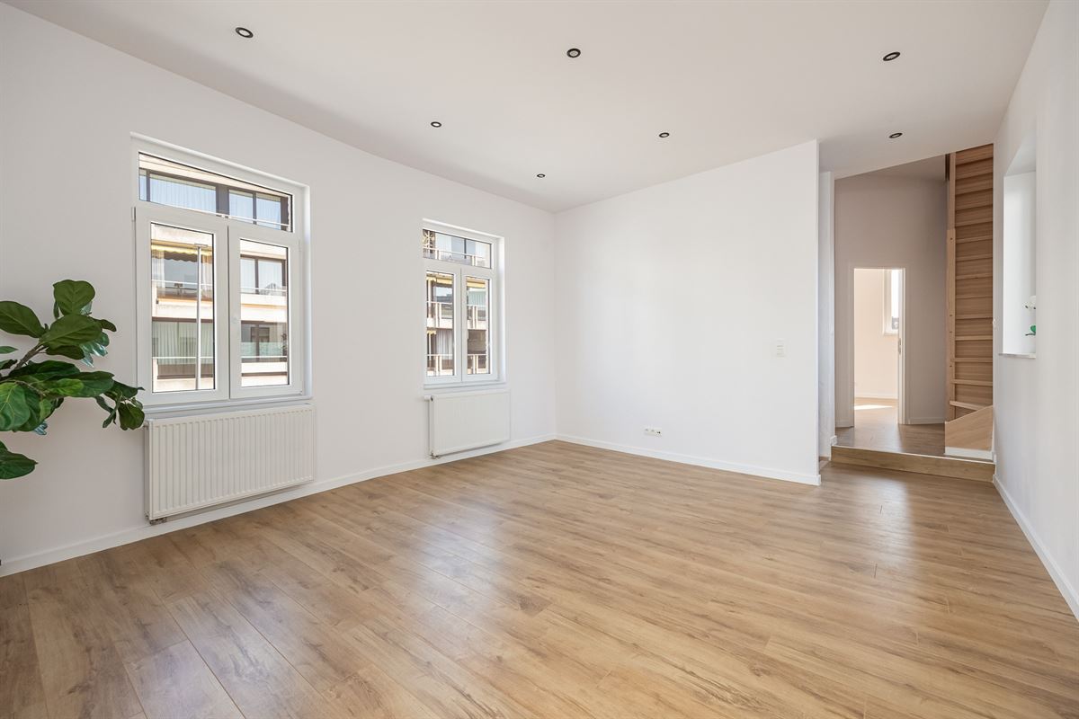 Energiezuinige woning met praktijk en drie slaapkamers
