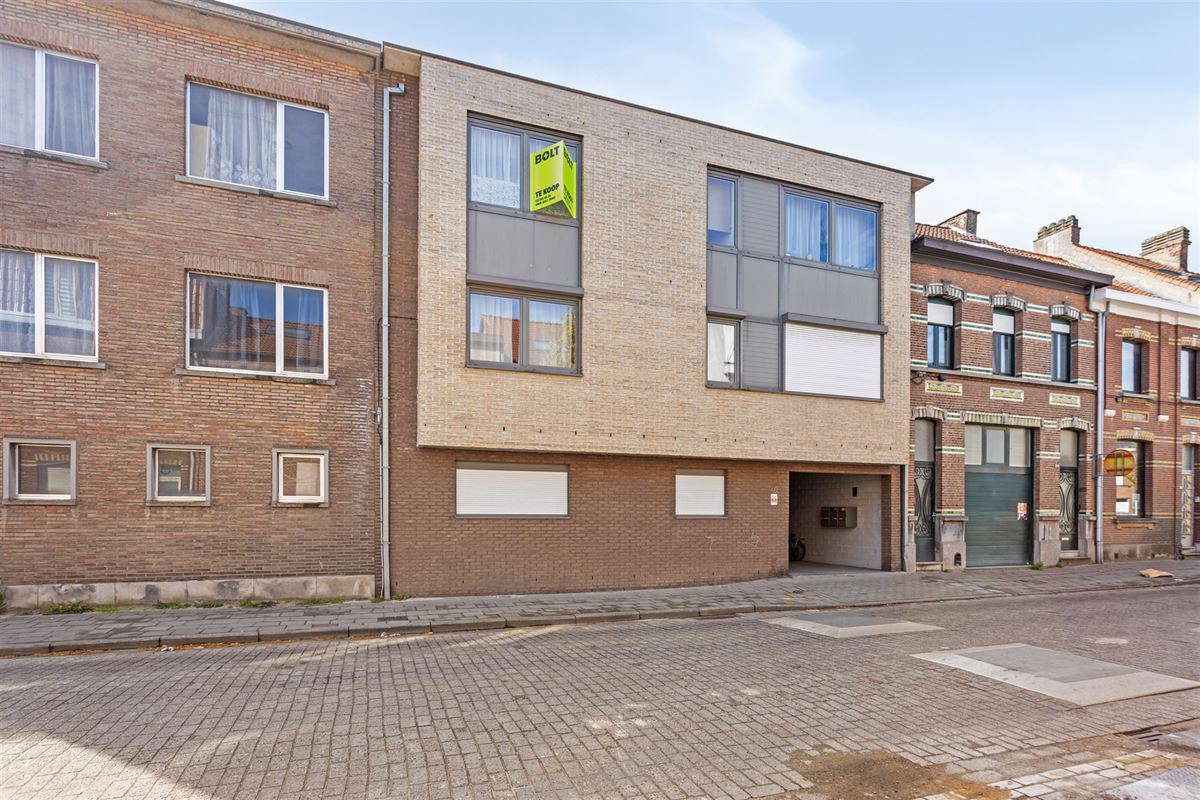 Mooi 2 slaapkamer appartement met zuidgericht terras