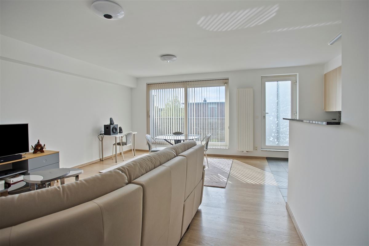 Mooi 2 slaapkamer appartement met zuidgericht terras