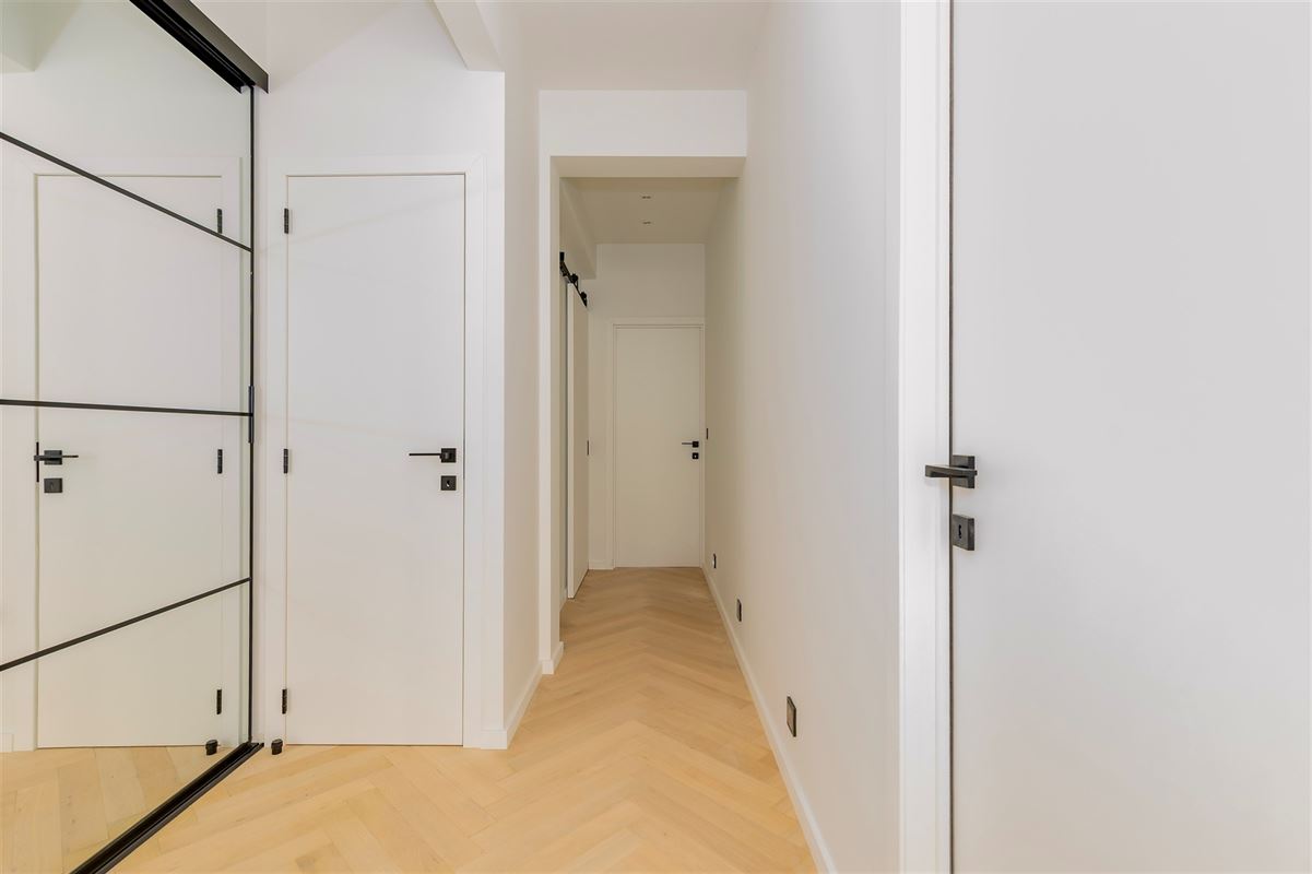 Super-de-luxe gerenoveerd appartement te Mortsel - 2 slk + 2 badk