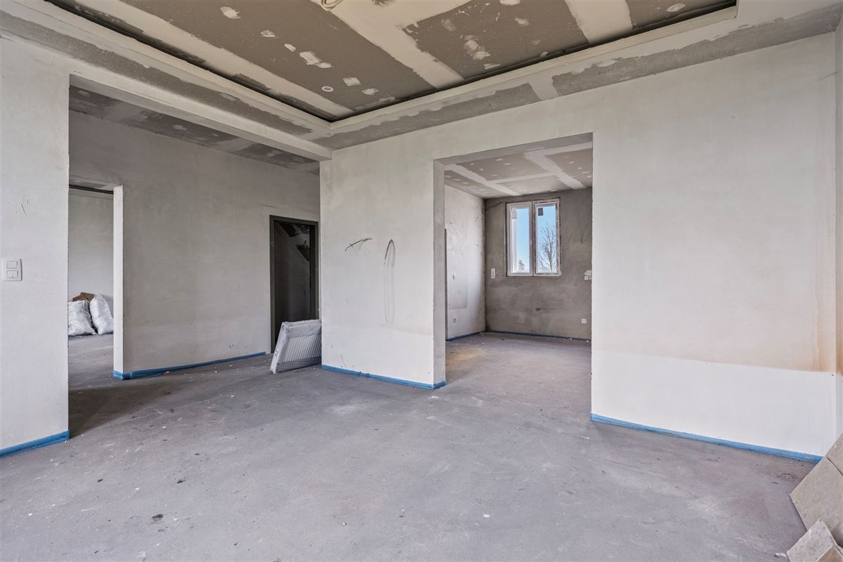 Landelijk en rustig gelegen huis (270m²) op een perceel van 1.887m²