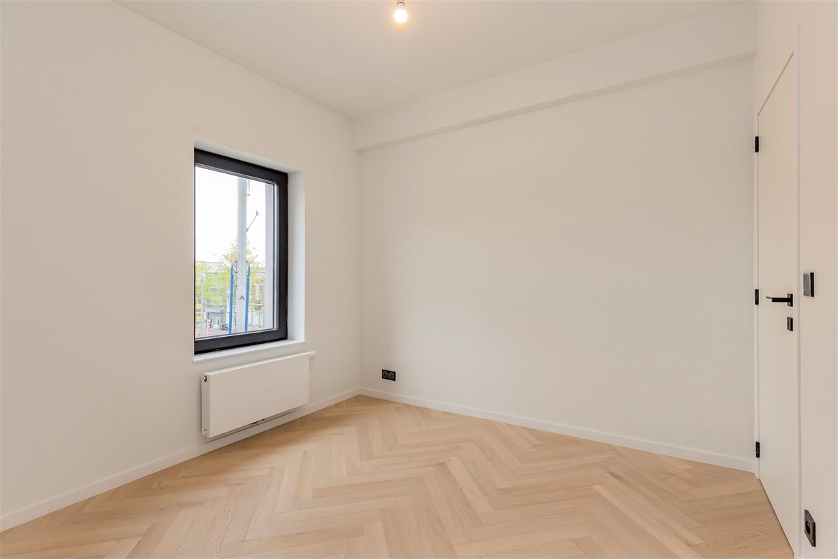 Super-de-luxe gerenoveerd appartement te Mortsel - 2 slk + zuidterras