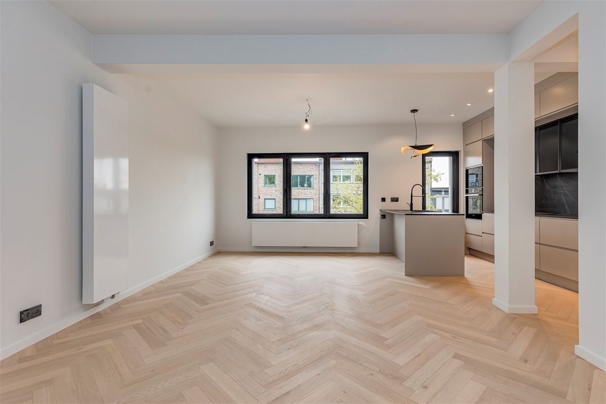 Super-de-luxe gerenoveerd appartement te Mortsel - 2 slk + zuidterras