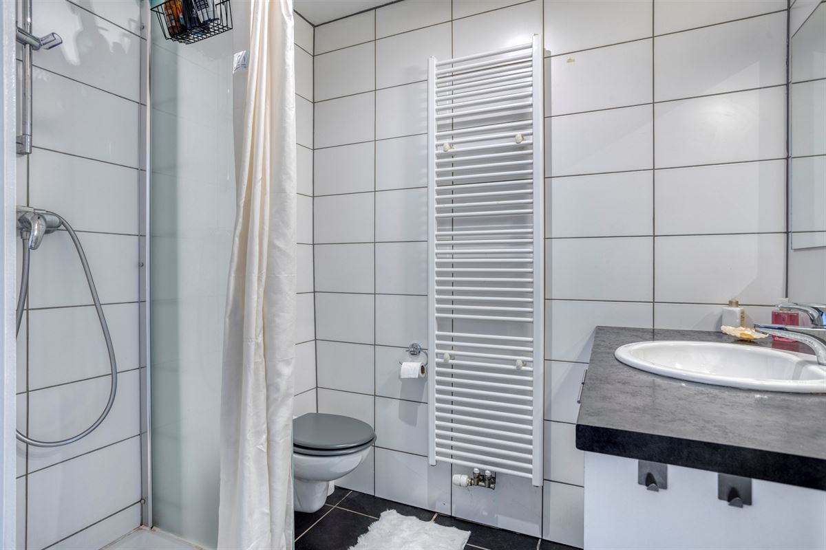 Gelijkvloers appartement met zonnige tuin (80m²) in Wilrijk