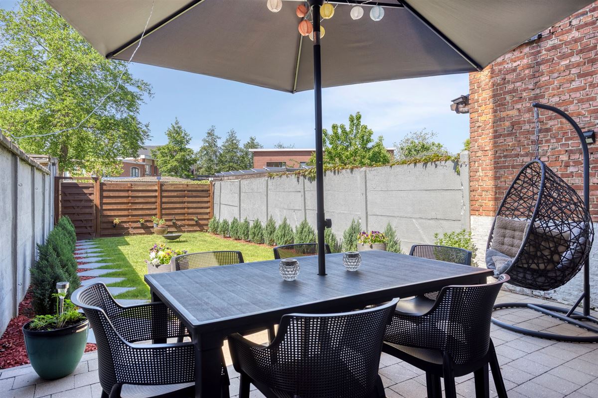 Gelijkvloers appartement met zonnige tuin (80m²) in Wilrijk