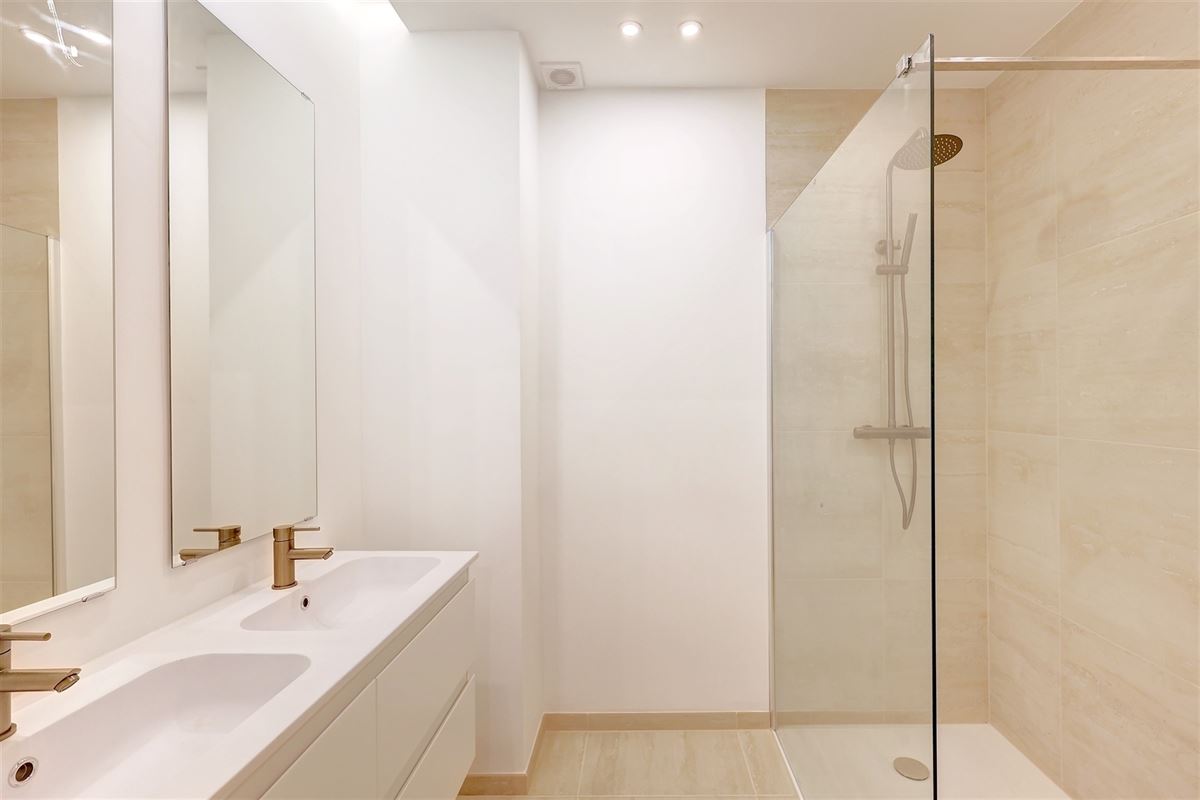 Nieuwbouw appartement met 2-3 slpks en terras Markgravewijk