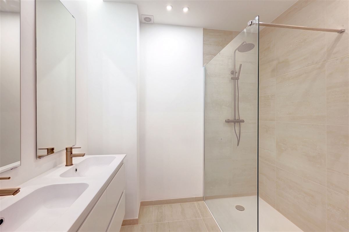 Nieuwbouw appartement met 2-3 slpks en terras Markgravewijk