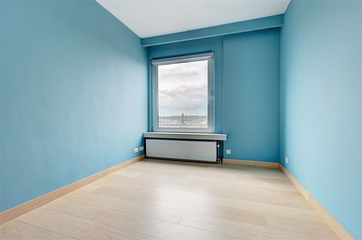 Appartement met 3 slaapkamers, terras en parking op de Bist