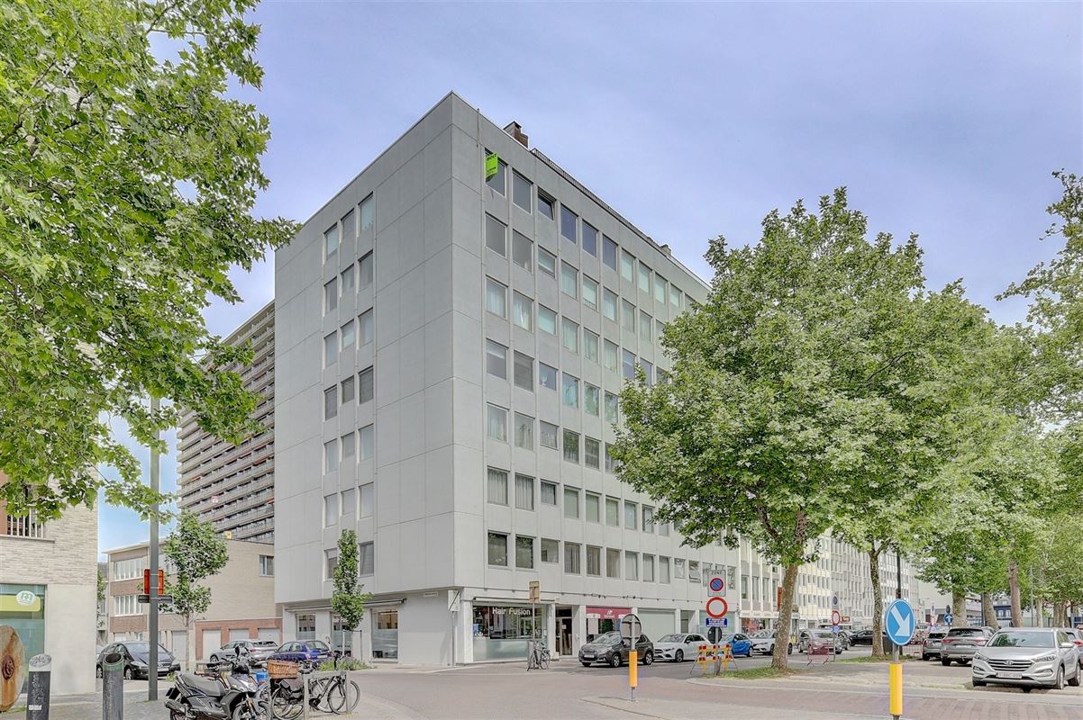 Appartement met 3 slaapkamers, terras en parking op de Bist