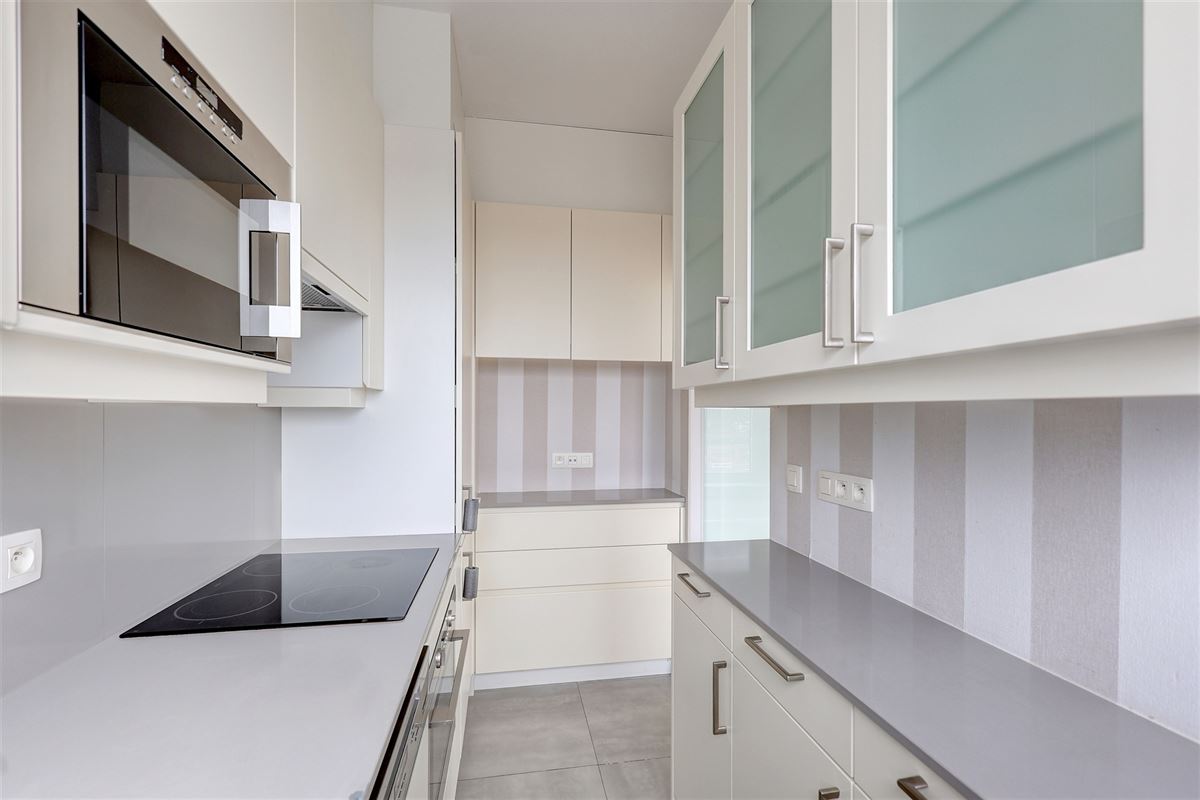 Appartement met 3 slaapkamers, terras en parking op de Bist