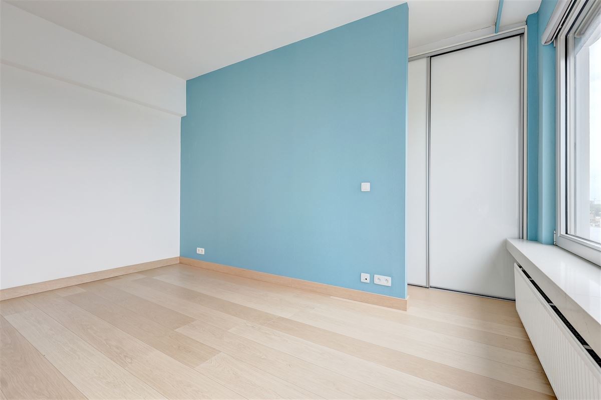 Appartement met 3 slaapkamers, terras en parking op de Bist