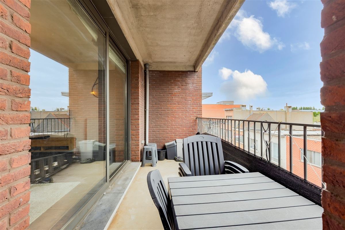 Recent 1 slpk appartement met groot terras