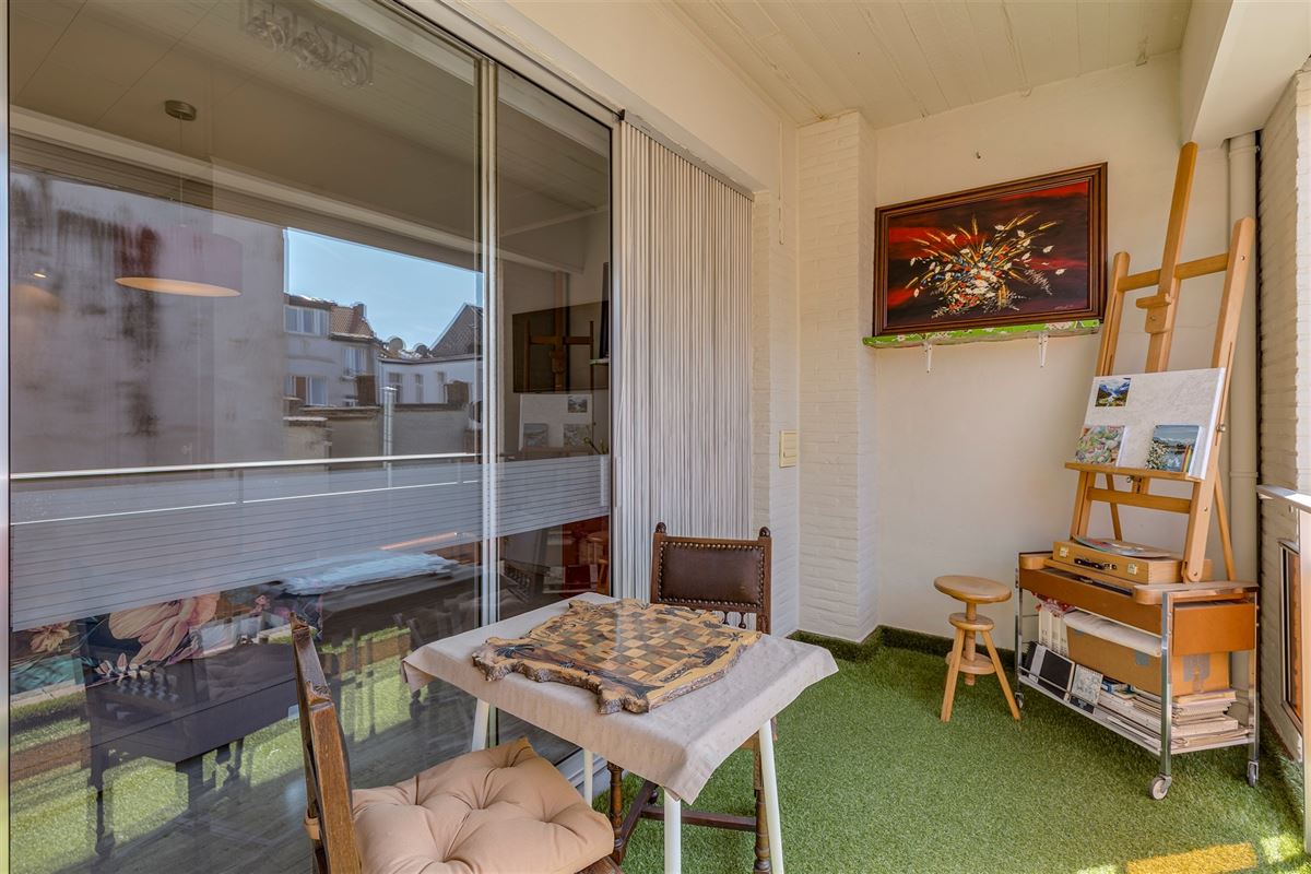 Ruime instapklare woning met grote garage/magazijn