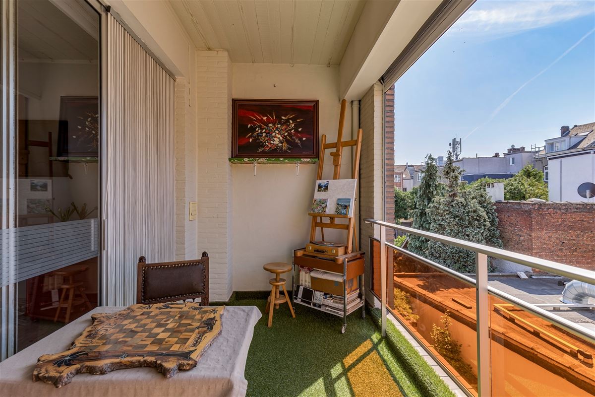 Ruime instapklare woning met grote garage/magazijn