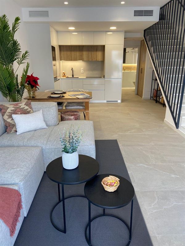 Villa met 3 slk en 2 badk met zwembad
