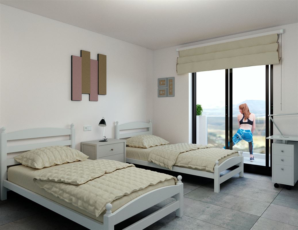 Villa met 3 slk en 3 badk met zwembad