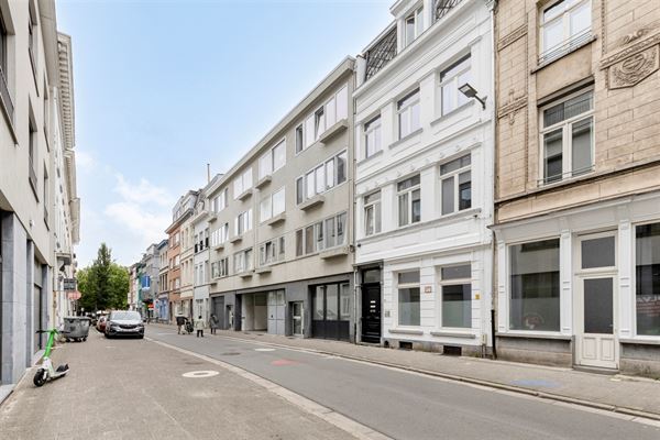 Instapklaar appartement met terras in centrum Antwerpen