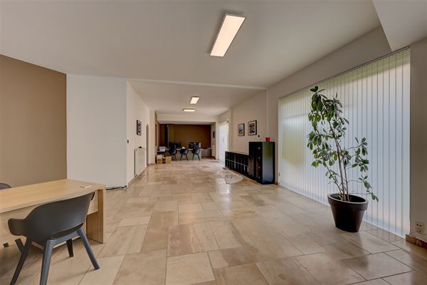 Kantoor op ideale locatie in Deurne te huur