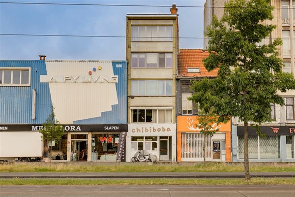 Ruim 3 slpk appartement te Merksem