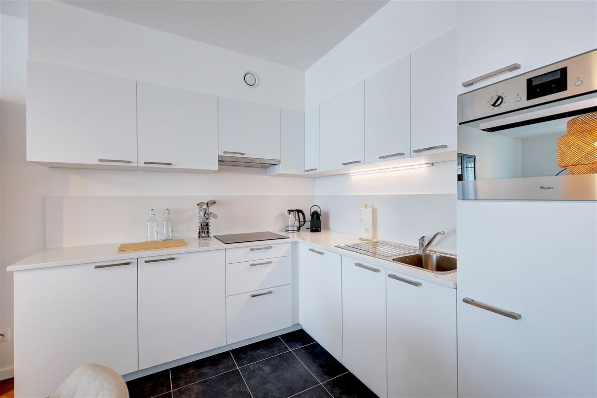 Nieuw gemeubeld appartement met 3 slaapkamers en 3 badkamers Antwerpen