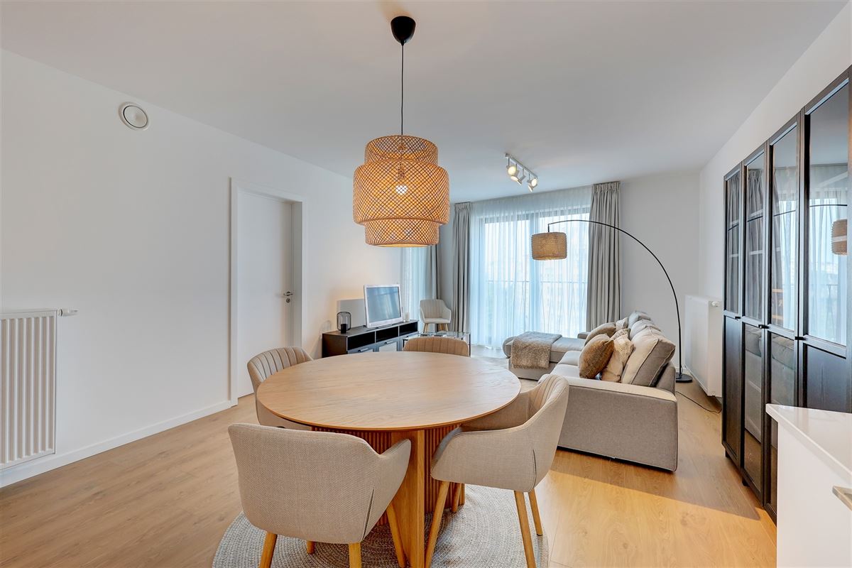 Nieuw gemeubeld appartement met 3 slaapkamers en 3 badkamers Antwerpen