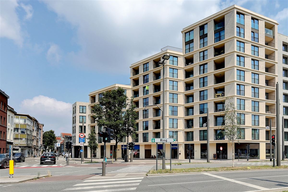 Nieuw gemeubeld appartement met 3 slaapkamers en 3 badkamers Antwerpen