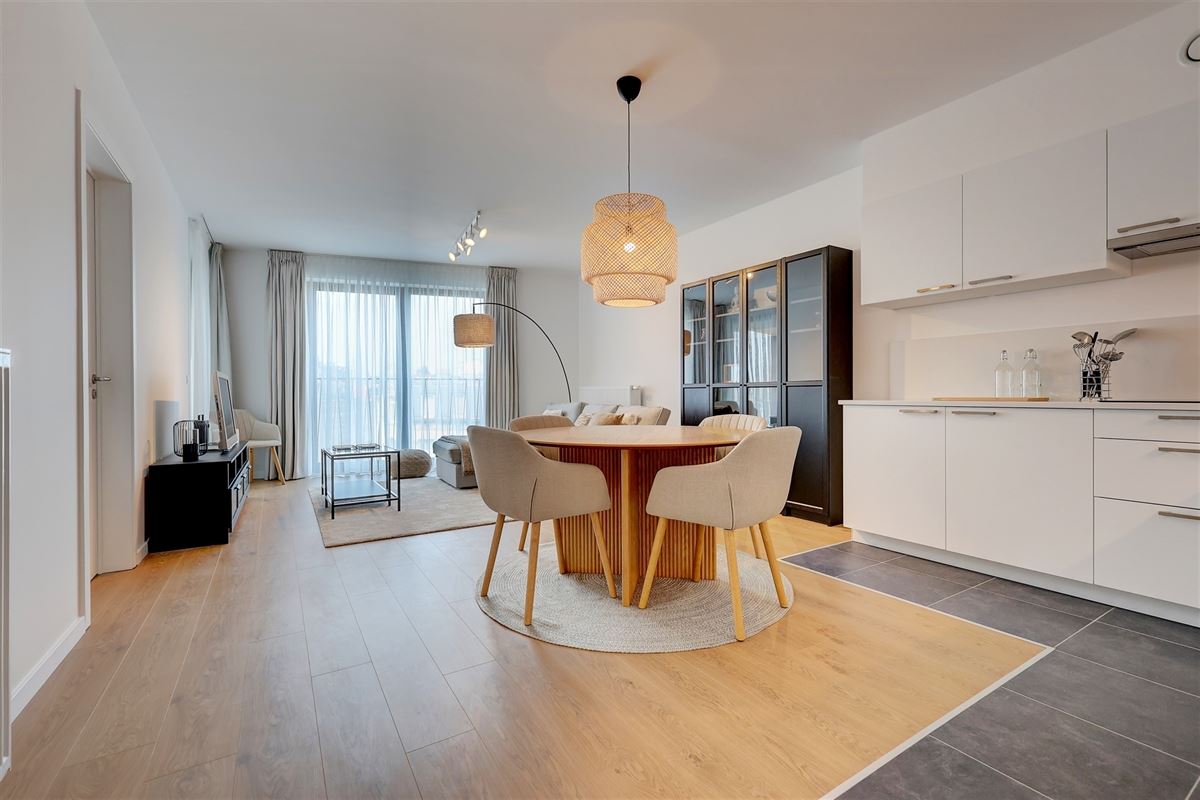Nieuw gemeubeld appartement met 3 slaapkamers en 3 badkamers Antwerpen