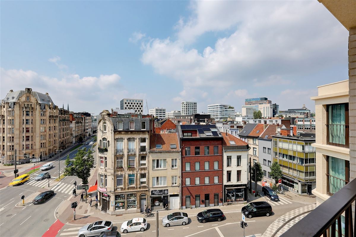 Nieuw gemeubeld appartement met 3 slaapkamers en 3 badkamers Antwerpen