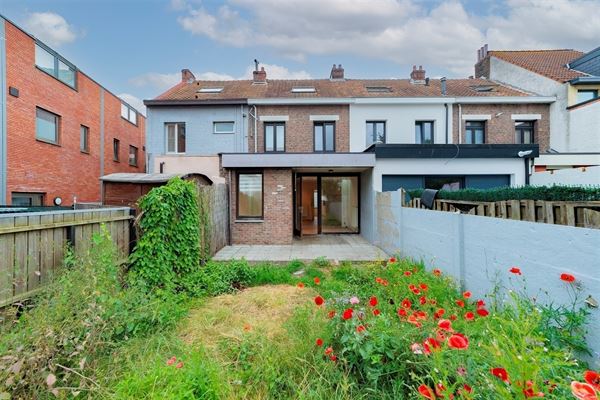 Leuke woning met 3-4 slaapkamers en gezellige tuin