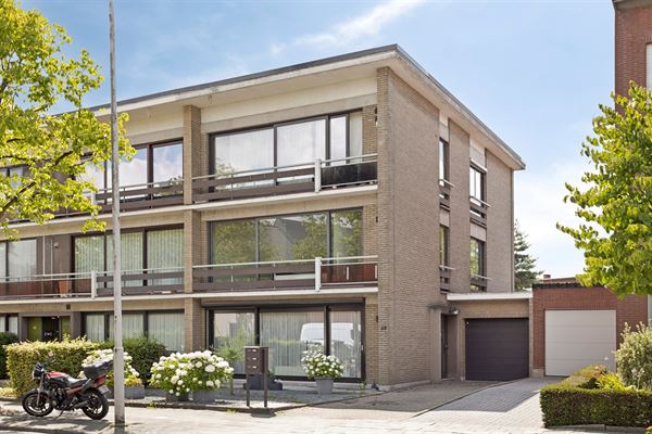 Appartement met 3 slaapkamers en garage op 't Neerland in Wilrijk