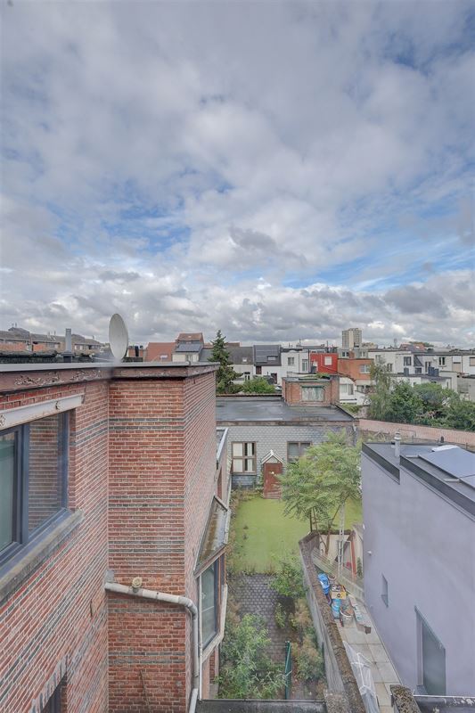 Herenhuis met veel opportuniteiten in Deurne!