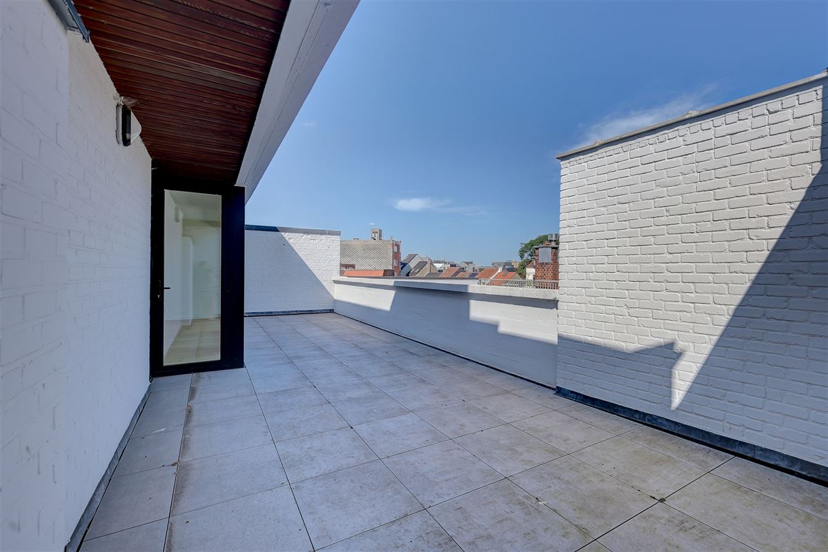 appartement met twee slaapkamers en ruim terras