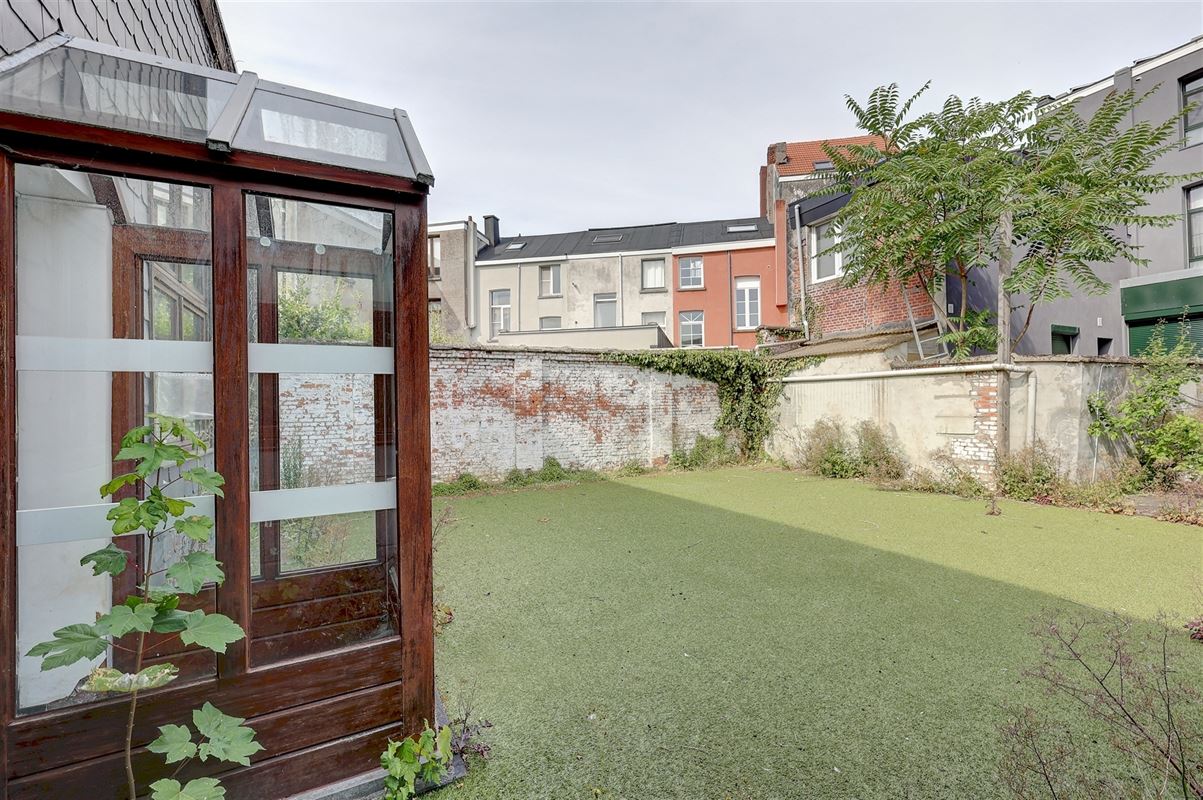 Herenhuis met veel opportuniteiten in Deurne!