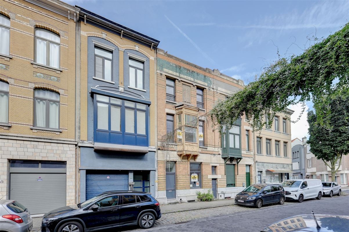 Herenhuis met veel opportuniteiten in Deurne!