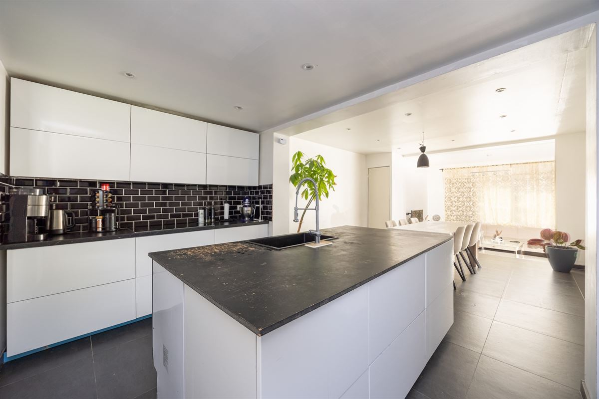 Ruime gezinswoning met zes slaapkamers te Mechelen