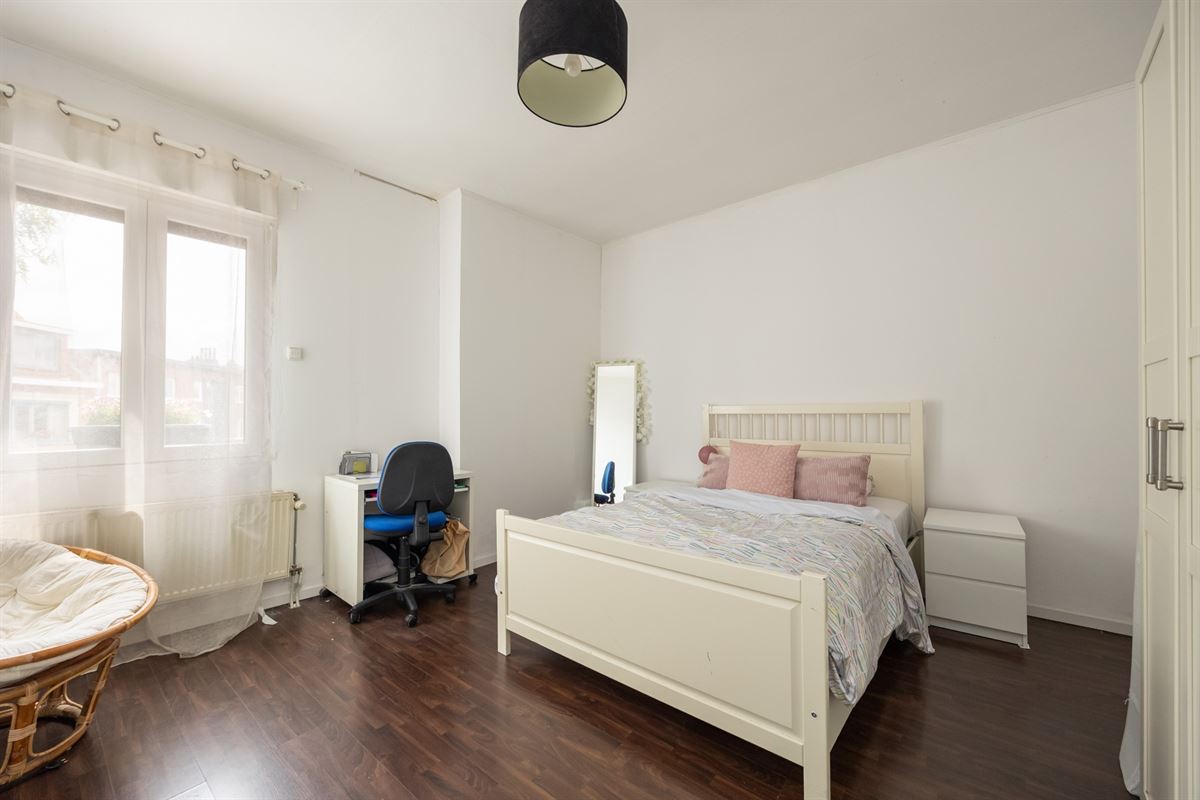 Ruime gezinswoning met zes slaapkamers te Mechelen