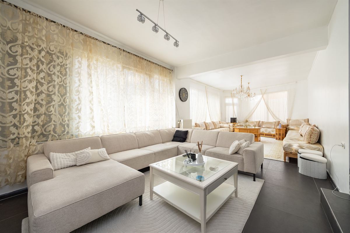 Ruime gezinswoning met zes slaapkamers te Mechelen