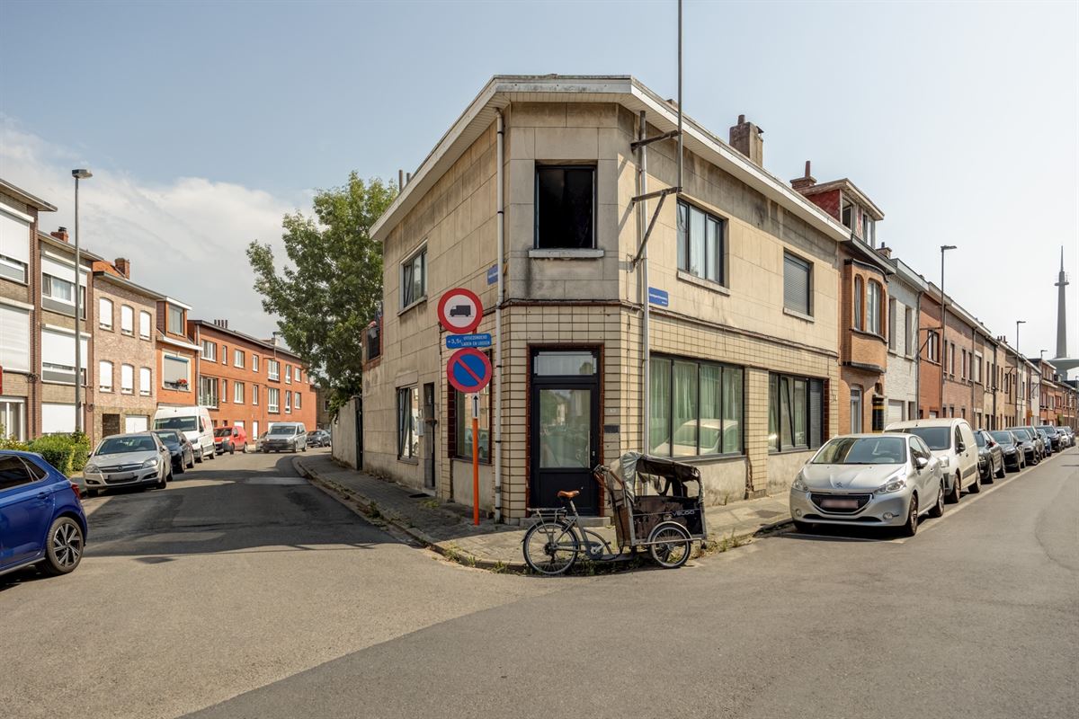 Ruime gezinswoning met zes slaapkamers te Mechelen