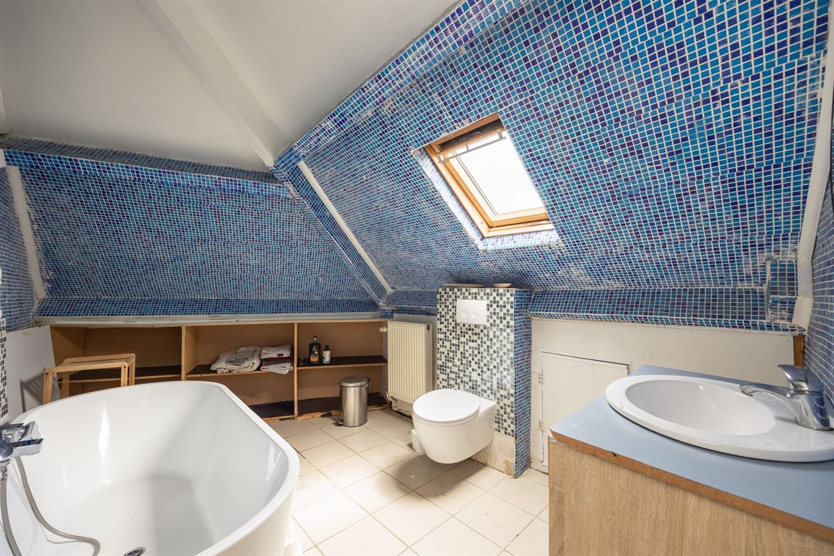 Ruime gezinswoning met zes slaapkamers te Mechelen