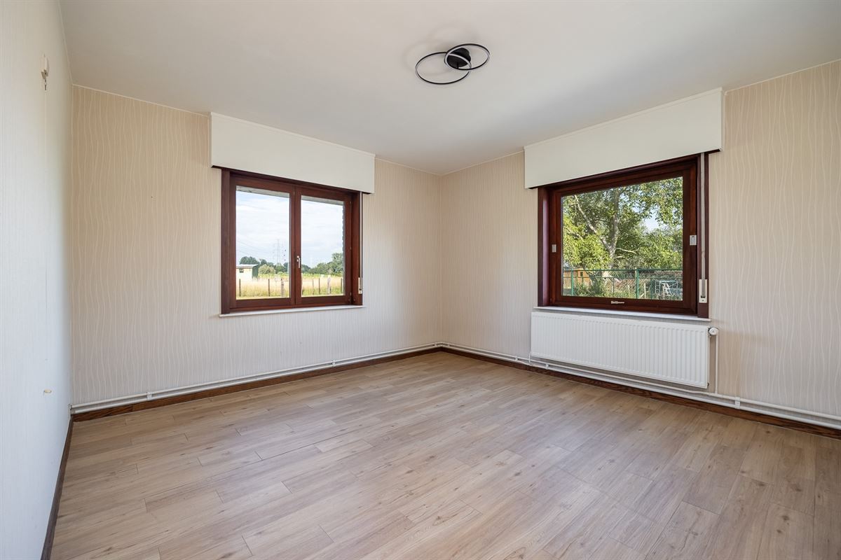 Bungalow op perceel van ca 1824m² in het groen