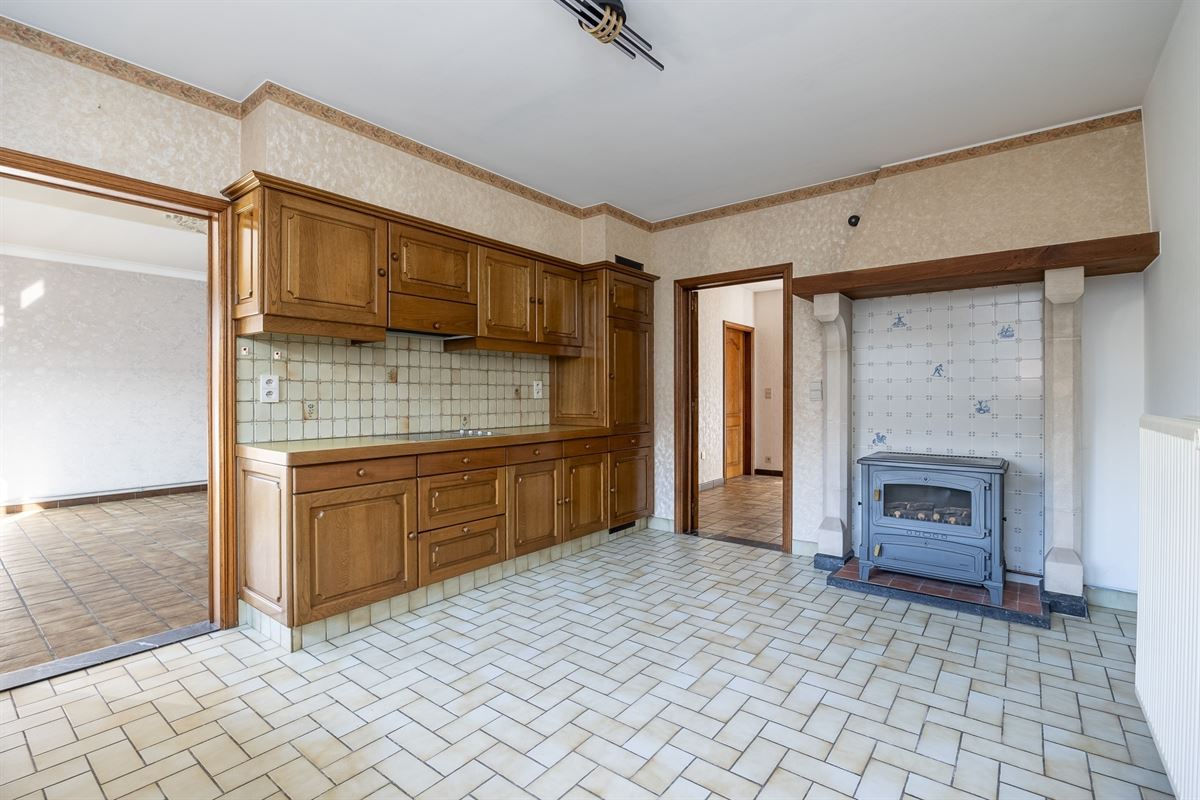 Bungalow op perceel van ca 1824m² in het groen