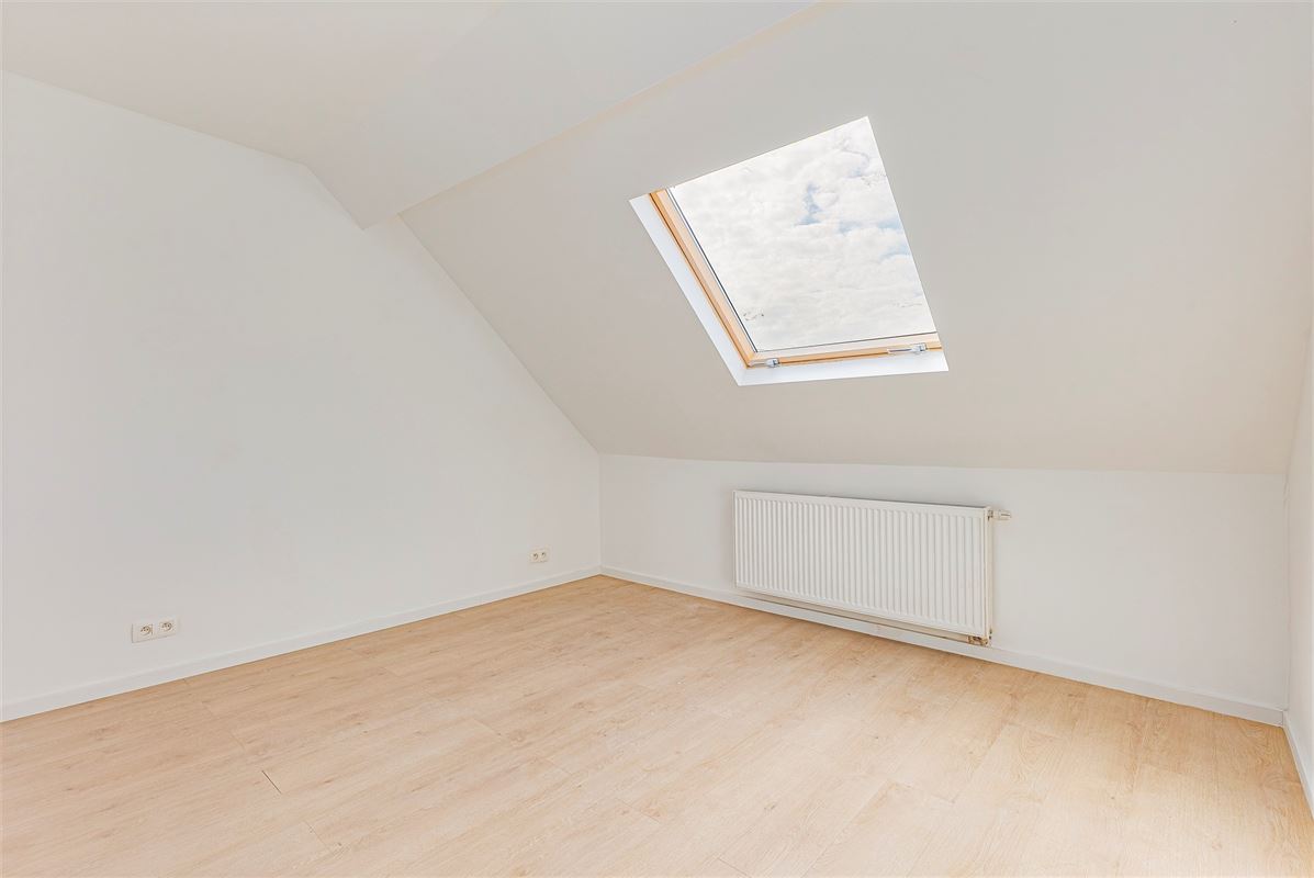 Gerenoveerd huis met 3 slpks en tuin te Hemiksem