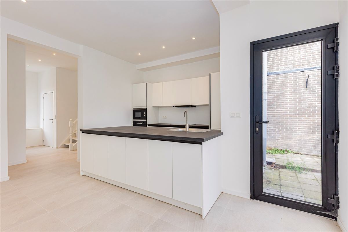 Gerenoveerd huis met 3 slpks en tuin te Hemiksem